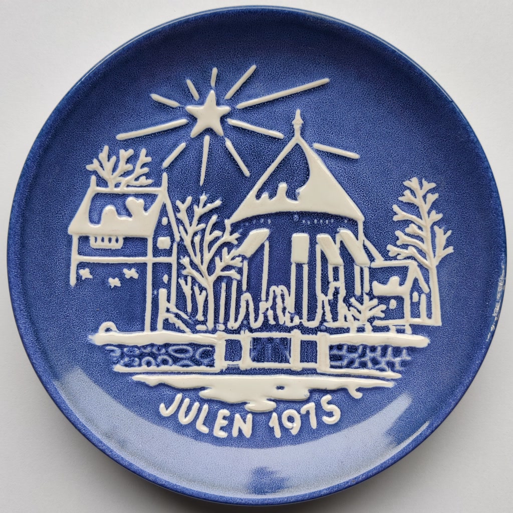 Johgus juleplatte 1975: Østerlars Rundkirke